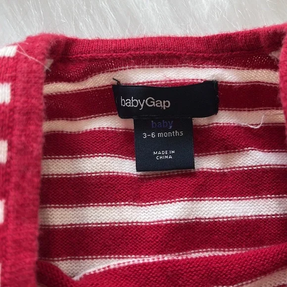 baby GAP red and white riffle sweater 3-6 months 12mos cute details red buttons - Picture 5 of 7